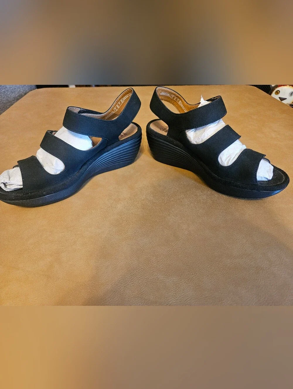 Clarks size black